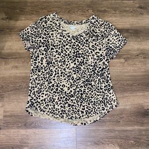 Old Navy Women’s V-Neck Top Size M